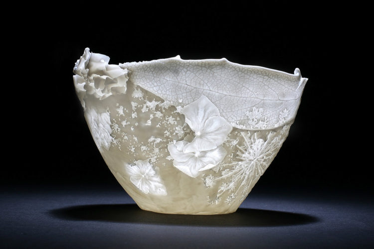 Lumos, hochtransluzentes Porzellanunikat, 7x13 cm - Foto Stefan Passig